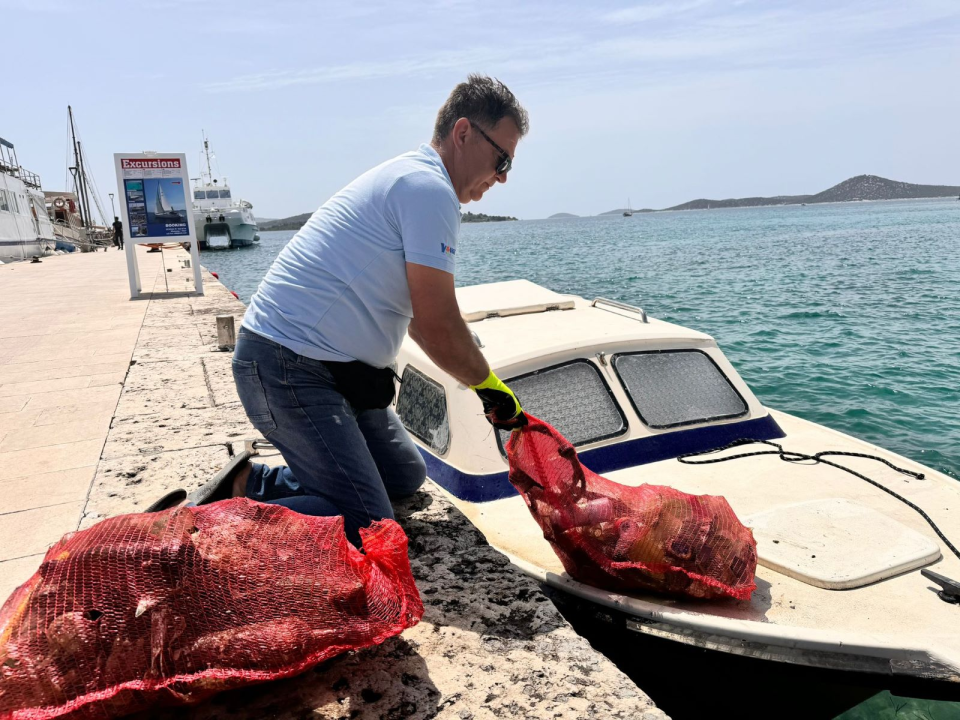 Pogled u plavo i velika ekološka akcija čišćenja vodičkog podmorja 