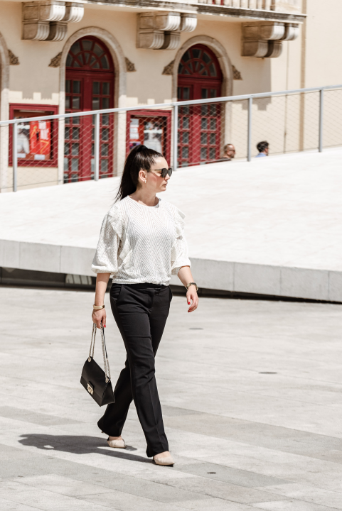 Sređene Šibenčanke  gradom prošetale proljetne komade