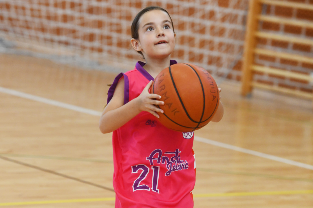 Turnir Akademije Anđa Jelavić: Nagrade uručile hrvatske reprezentativke 