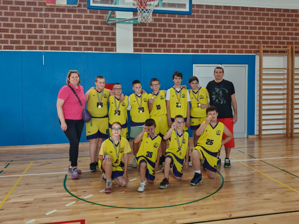Završena U-11 i U-13 Županijska liga za dječake i djevojčice u košarci 