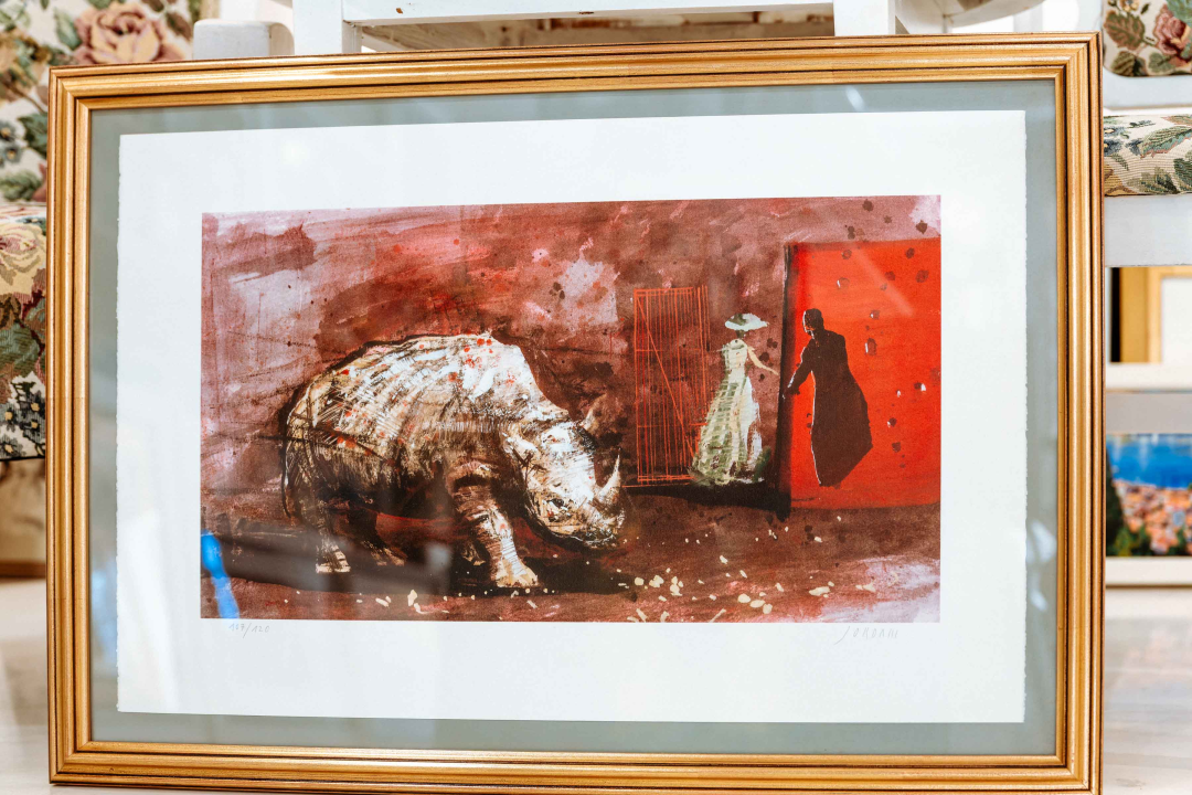 Za žene koje ne robuju trendovima: U Galeriju Juraj Dalmatinac stigla ljetna kolekcija Zorana Mrvoša   