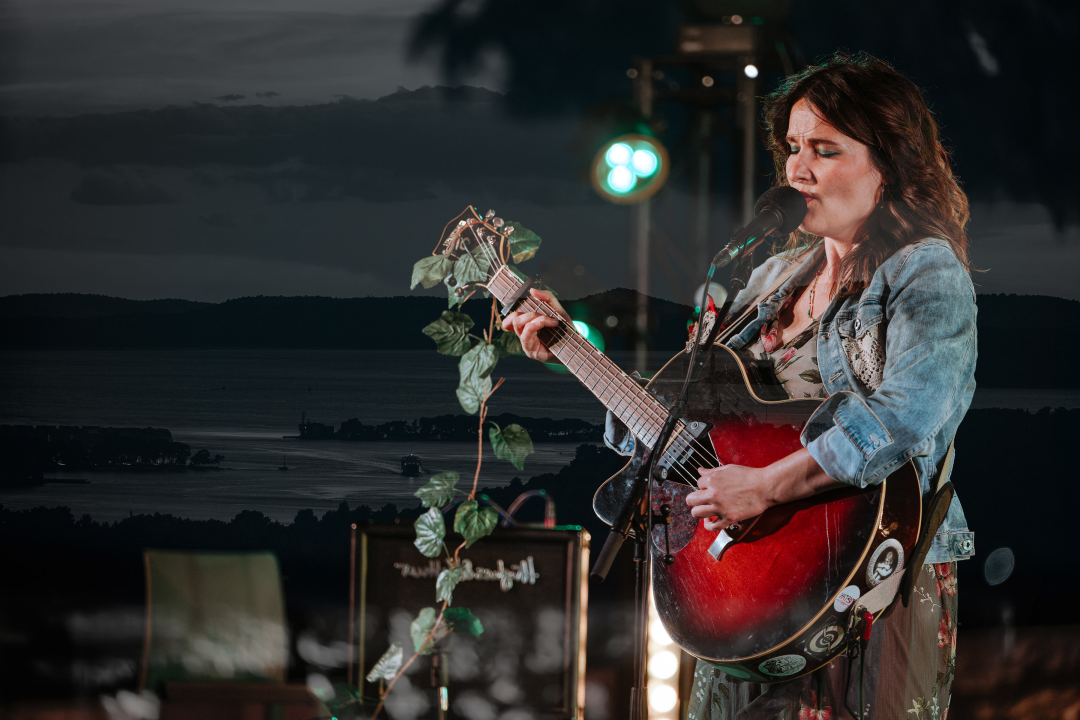 Nina Romić na Baroneu Djevojkom iz mog kraja rastjerala buru 