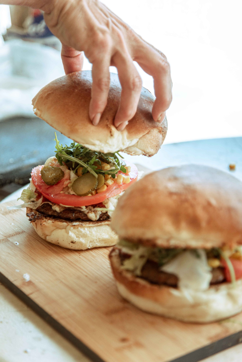 Naručite slasna jela iz Food Studija