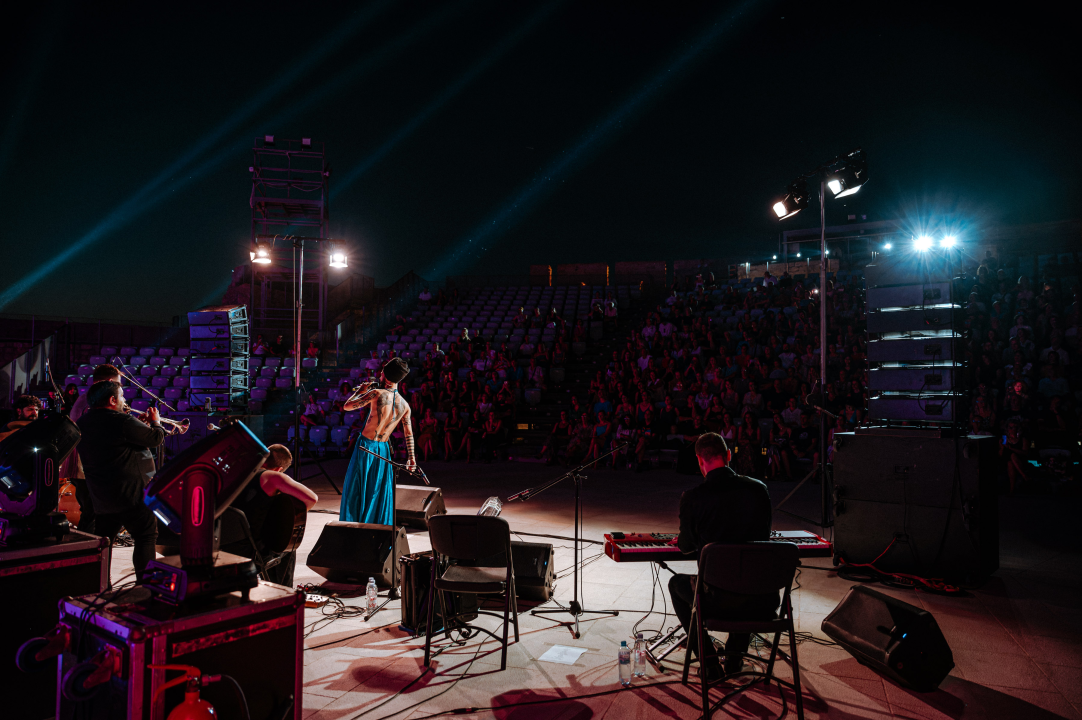  Božo Vrećo nasmijao, rasplakao i rasplesao publiku na sv. Mihovilu 