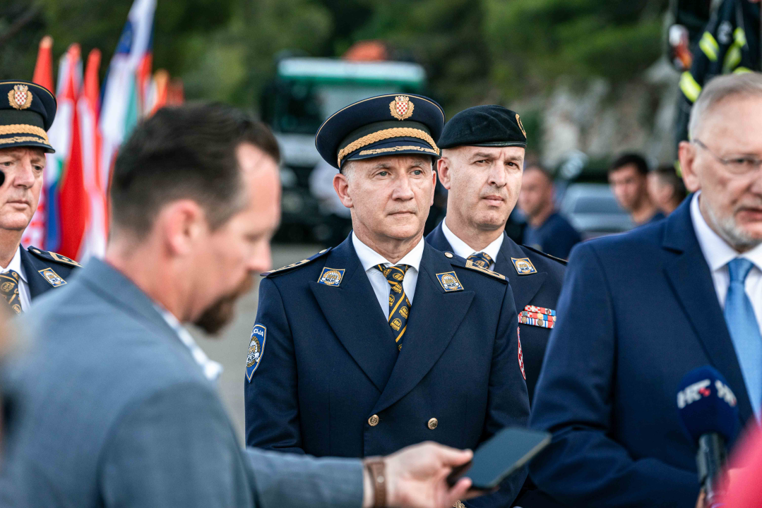 Na Martinskoj se okupili policajci, a Božinović poručio: 'Jedna smo od najsigurnijih zemalja na svijetu'