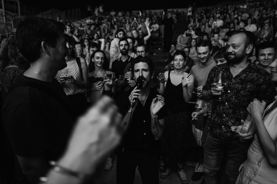 Devendra Banhart na sv.Mihovilu rasplesao publiku već prvom pjesmom: 'Ovo mjesto je pravi dragulj'