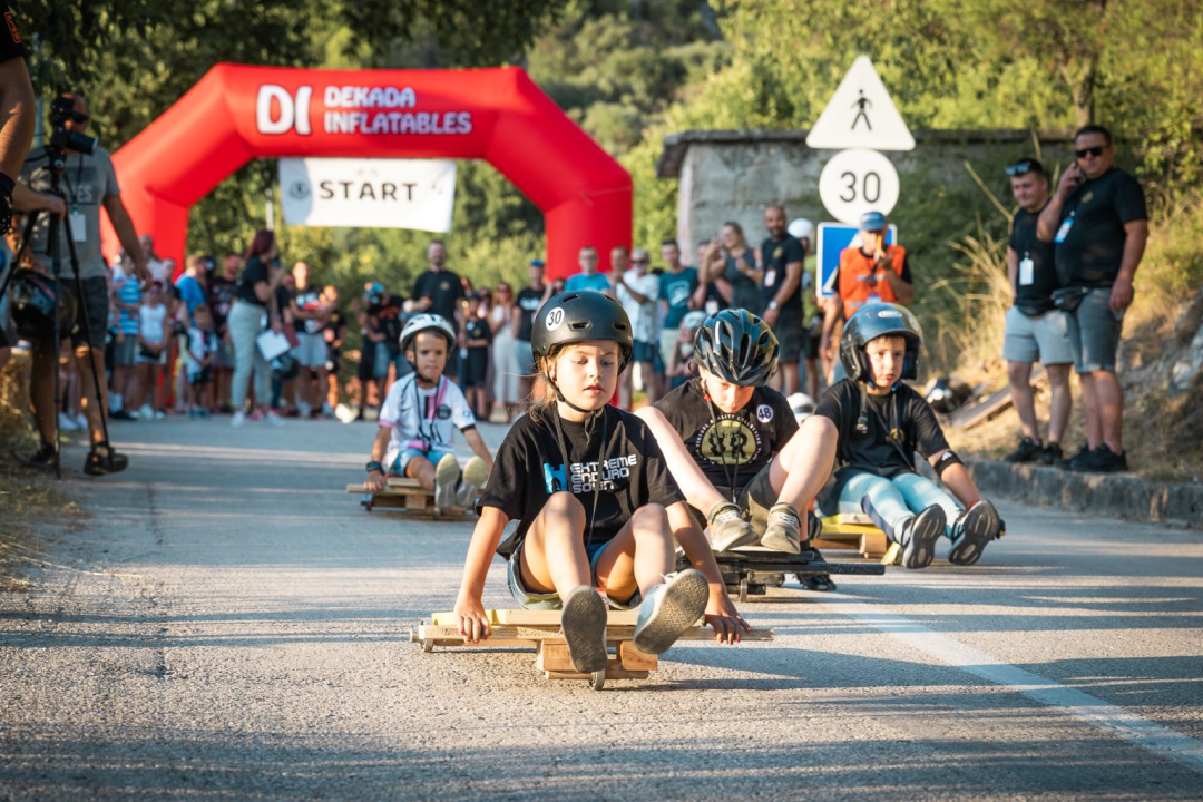 Više od 50 natjecatelja utrkivalo se na karićima kroz Rupe