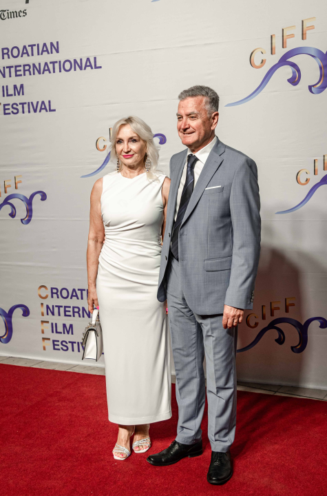 Na otvorenje filmskog festivala u Šibeniku stigle holivudske zvijezde, ali i brojna gradska lica