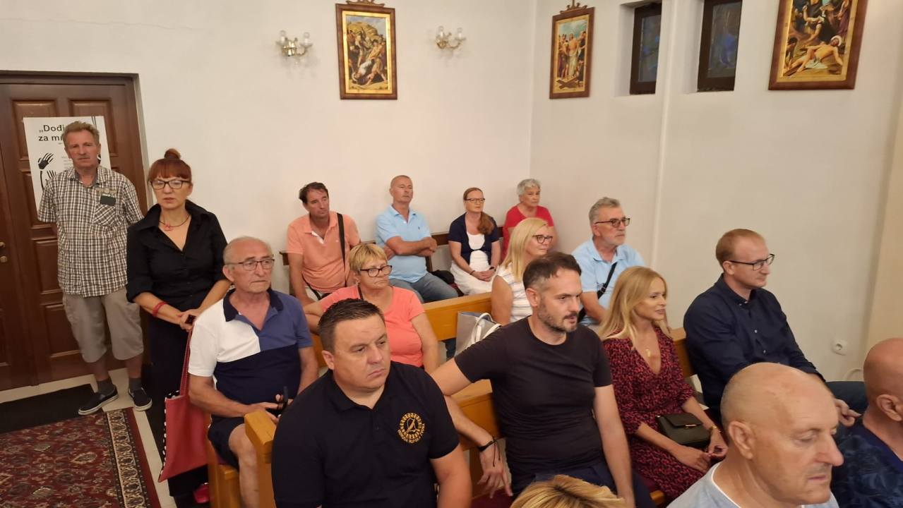 Predstavljena knjiga Josipa Paića 'Škola u Rupama'