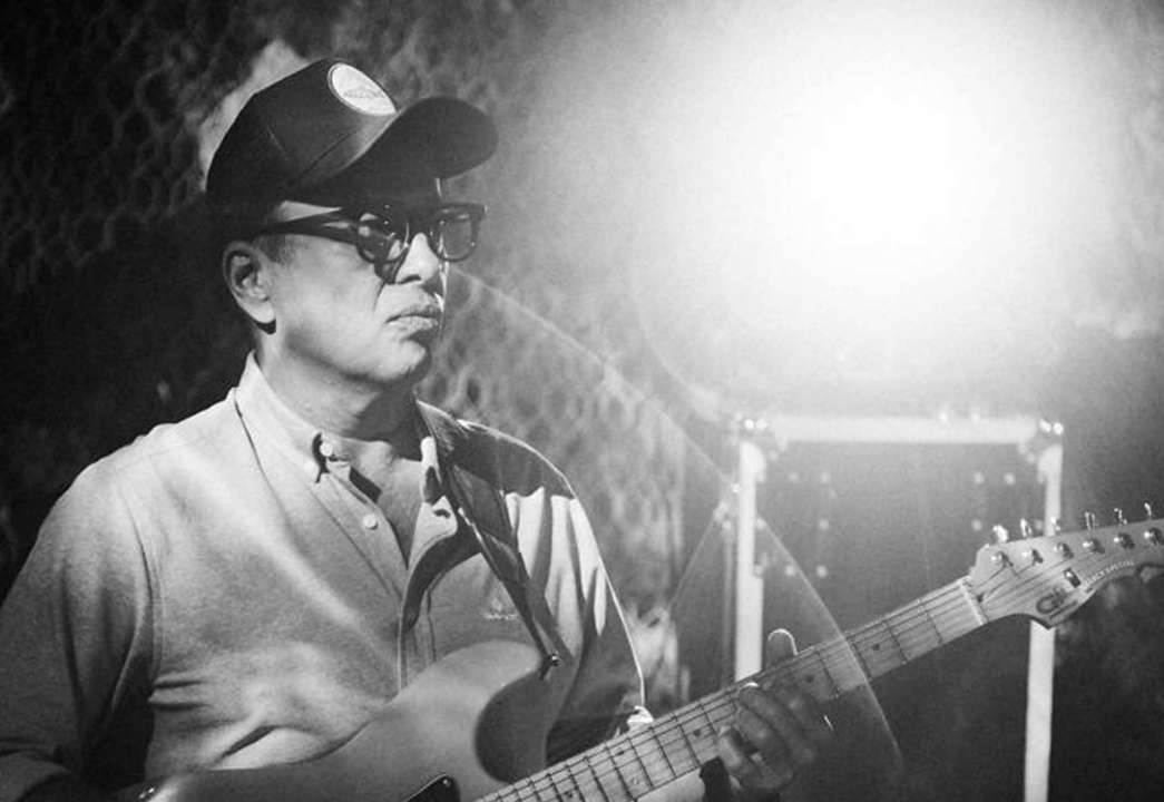 Supermjesec i superjazz uz JoJoJohnny3 u Loca Vila beach baru! 