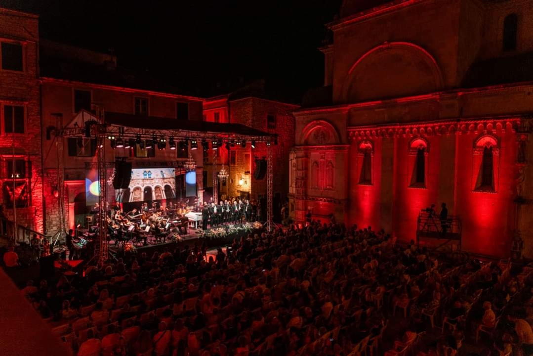 Skandal se ne stišava: Nesuđena pobjednica Šibenske šansone ima poruku za Grdovića