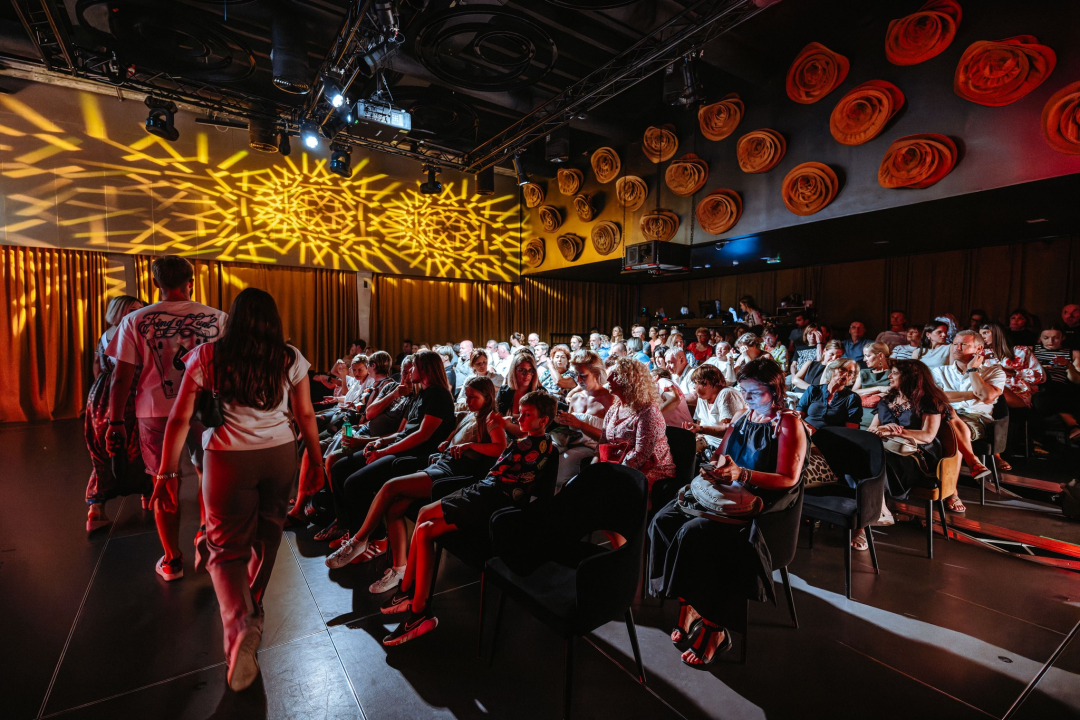 Novi film oskarovca Denisa Tanovića sniman na Prviću: 'Filma ne bi bilo bez ljudi s otoka koji su toliko pomogli'