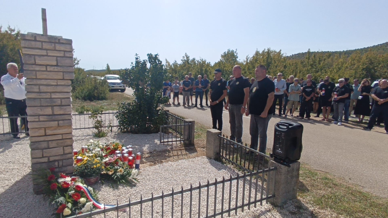 Obilježena 30. godišnjica pogibije hrvatskih  branitelja Tomislava Karduma i Šime Džepine 
