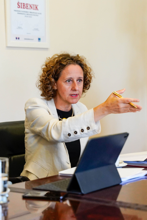 Ministrica Obuljen Koržinek obišla šibenske kulturne ustanove 'Šibenik je pokazao kako se u cijelosti može transformirati...'