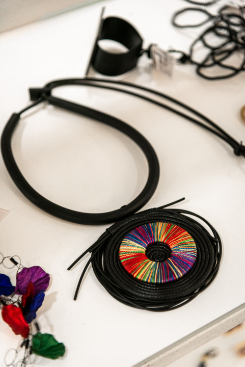 Jesenska kolekcija stigla je u izloge Galerije Juraj Dalmatinac