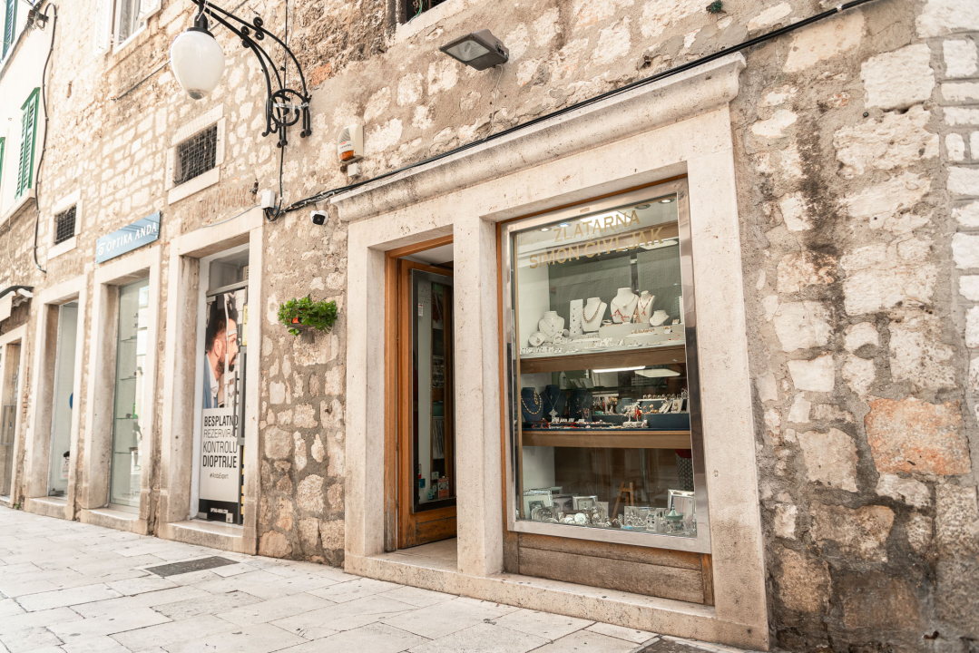 Ljazeru Čivljaku posao zlatara bio je suđen: 'Druga djeca su picavala zbog nogometa, ja bih odlazio u butigu'