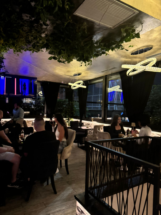 Petak rezervirajte za koncert Sandija u Mozartu! 