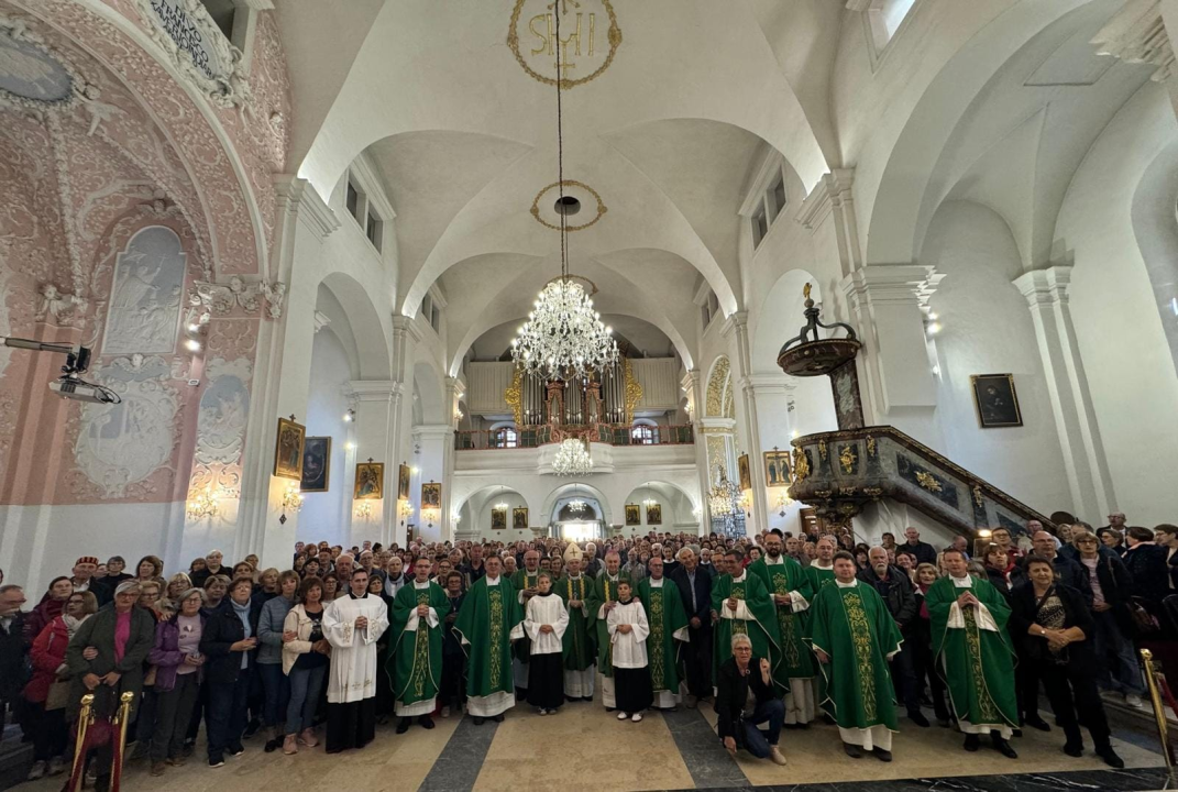 Vjernici Šibenske biskupije hodočastili u Sisak i Varaždin