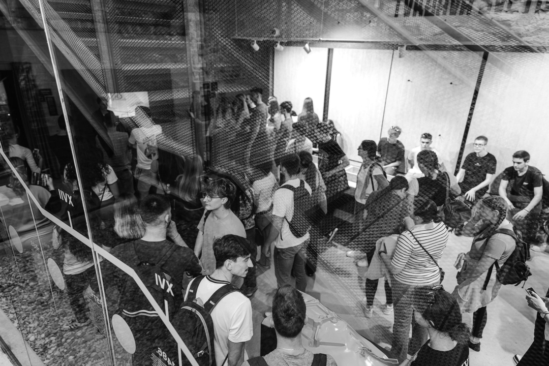 Preko 300 šibenskih gimnazijalaca pohodilo tri tvrđave: 'Ma vidi koliko mladih, lipo li ih je vidit'