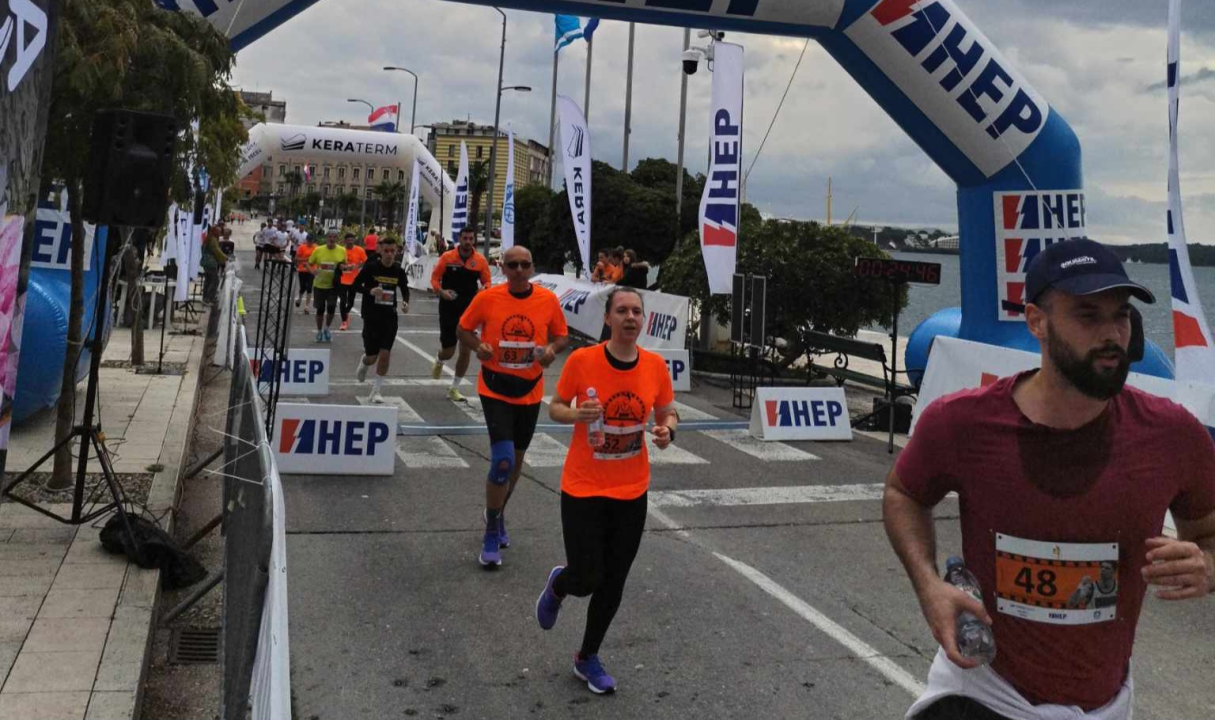 Trčalo se Draženu u čast: Ante Živković prvi na utrci Šibenskih deset