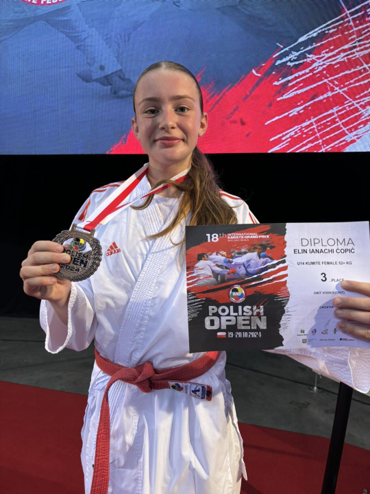 Mlade vodičke karatašice vratile se sa zlatom i broncom sa 'Polish opena'