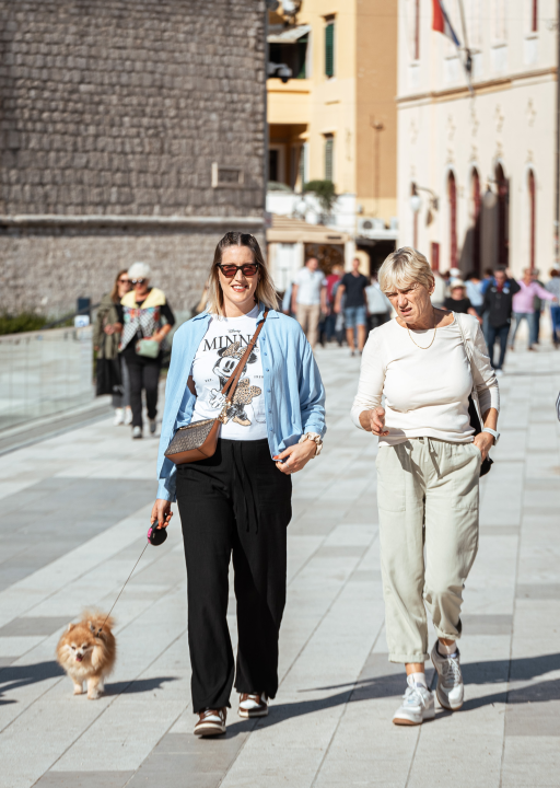 Baloneri, sakoi i traper: Evo što su sve ovotjedne trendseterice nosile u điru po gradu