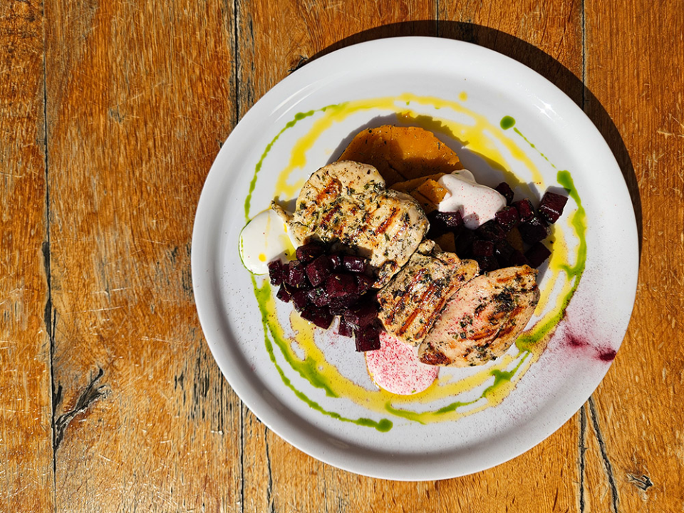 Uživajte u domaćoj spizi i blagdanskoj atmosferi Bistroa Pasarela!