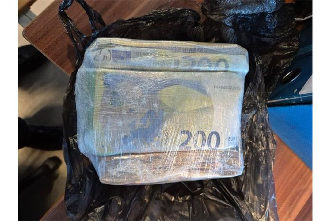 Kakav ulov! Preko granice pokušao prenijeti više od 140.000 eura
