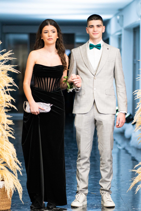 Zavirite na blještavi maturalni ples Turističko-ugostiteljske škole Šibenik (1)