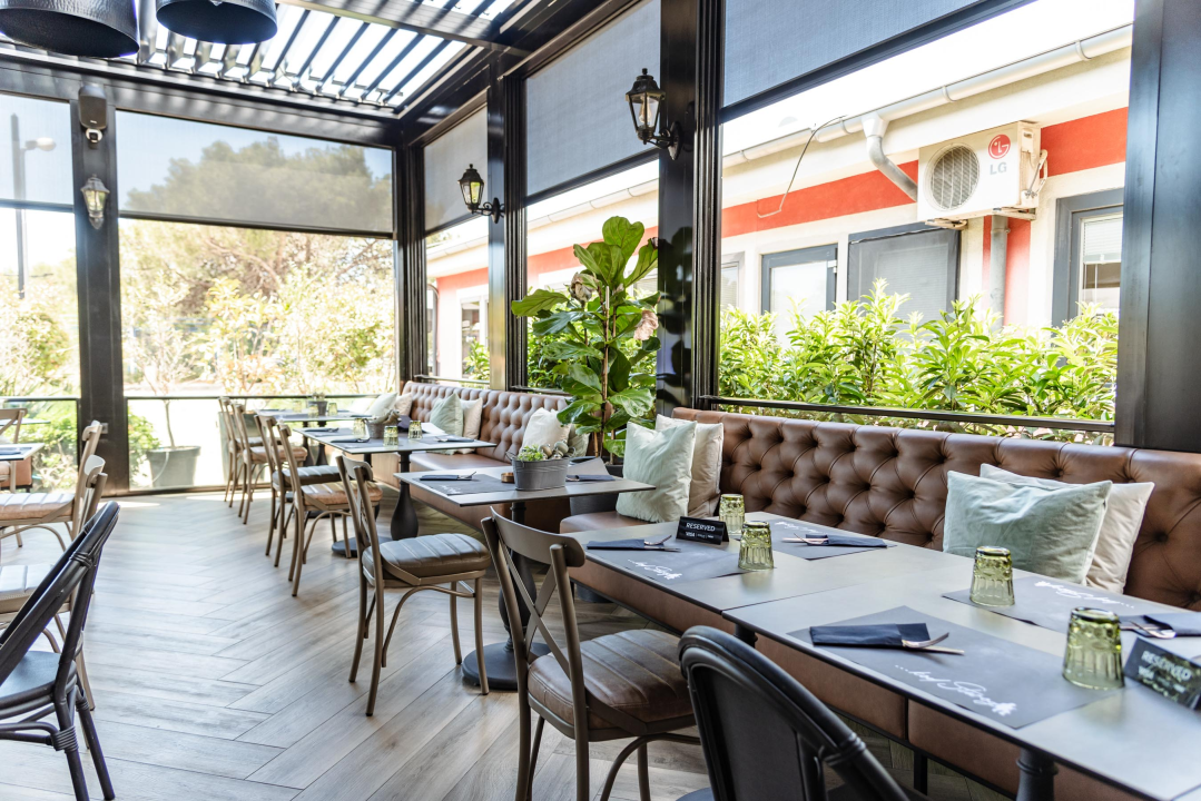 Foto Bistro Kod Starog: Savršen bijeg od zime u ugodnom ambijentu