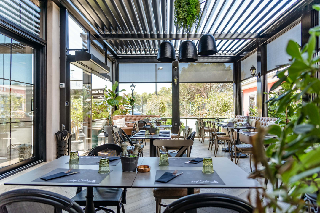 Foto Bistro Kod Starog: Savršen bijeg od zime u ugodnom ambijentu