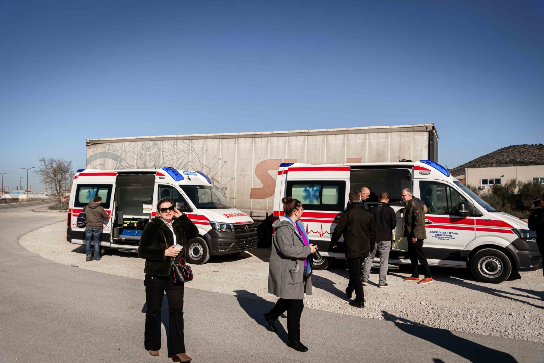 Zavod za hitnu medicinu Šibensko-kninske županije bogatiji za dva nova sanitetska vozila