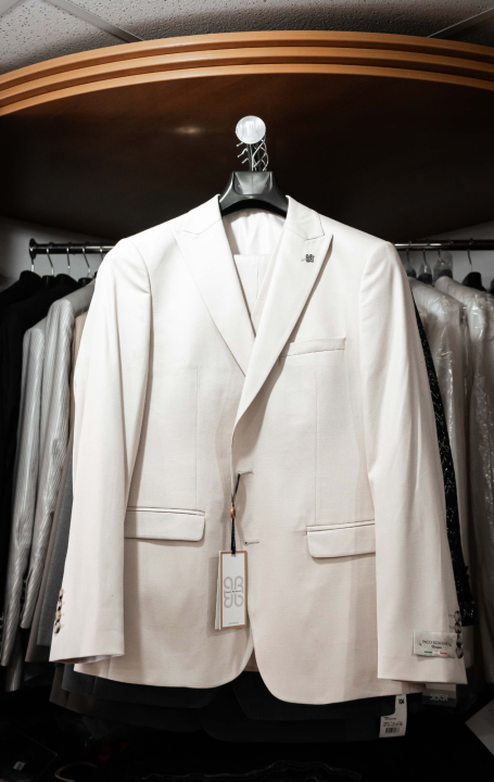 FOTO Sezona maturalnih plesova je tu: Zablistajte uz Gentlemen Style!