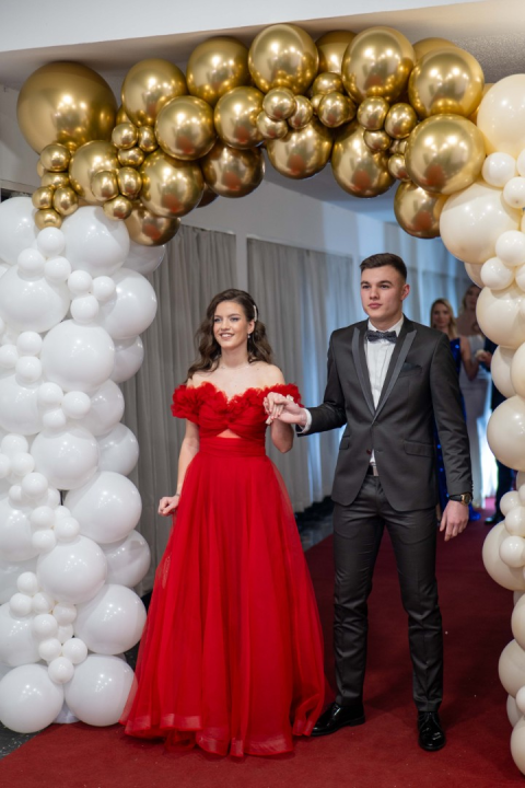 Zavirite na maturalni ples šibenske Medicinske škole (1)