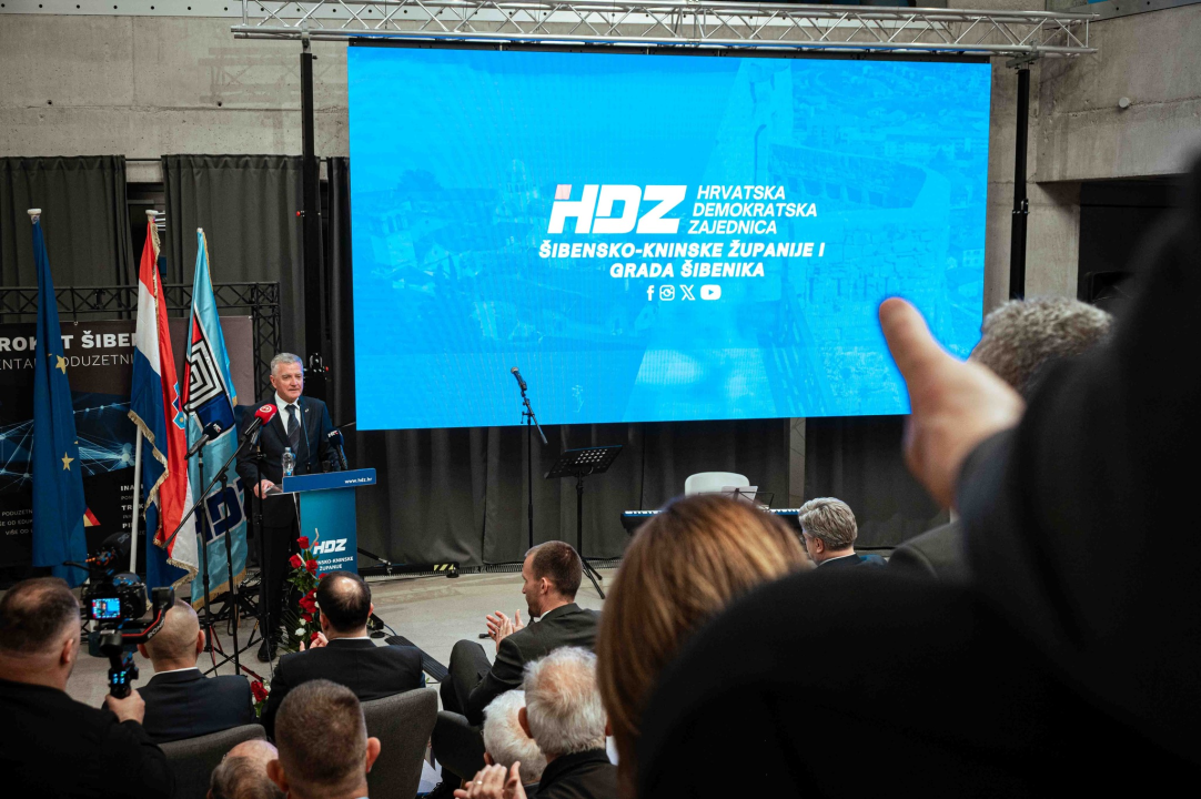 Šibenski HDZ proslavio rođendan: 'Šibenčani će dobiti novu proširenu rivu i moćan ulaz u grad'