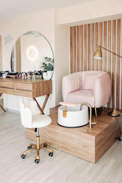 FOTO Beauty Clinic by Tamara proširila svoj tim: Nova stručnjakinja za savršene nokte!