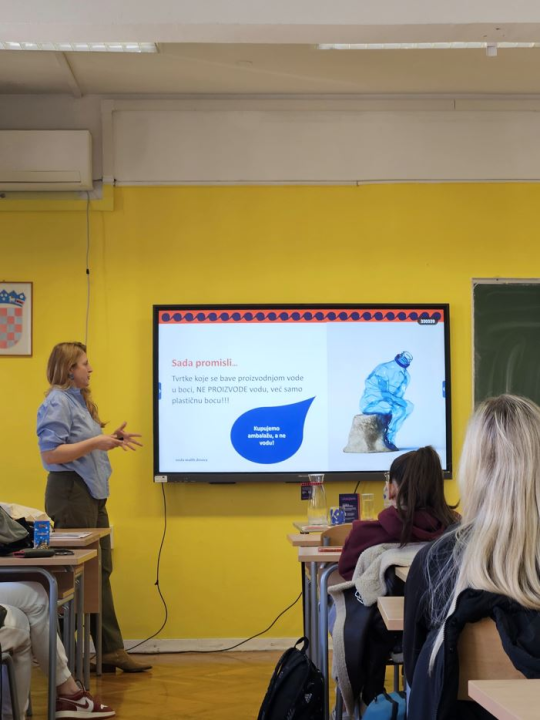 Turističko-ugostiteljska škola postala prvi 'zaštitnik' Vode Malih Divova