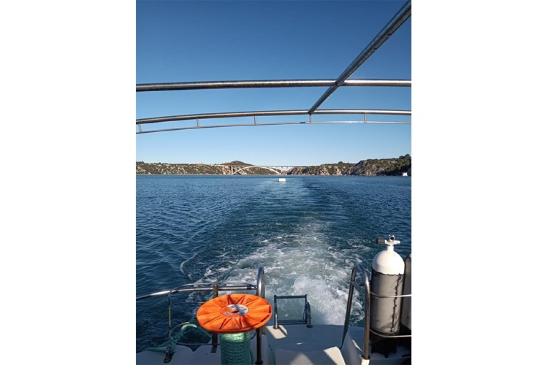 Kraj otoka Mažirina uništene dvije avionske bombe iz Drugog svjetskog rata