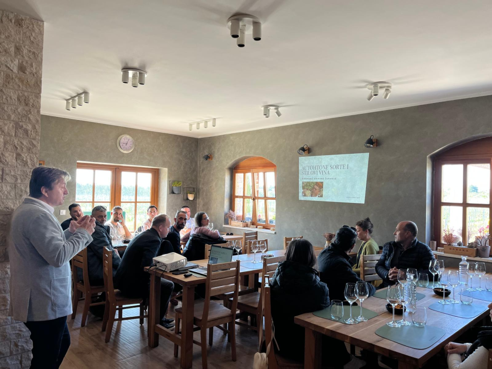 'Autohtone sorte i značajna vina Šibensko-kninske županije': Održana radionica u Vinariji Baraka