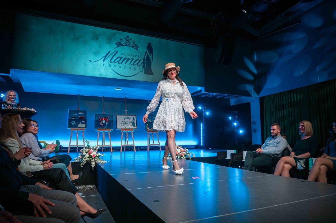 FOTO Šibenčanka Petra Nižić proglašena najljepšom mamom Hrvatske