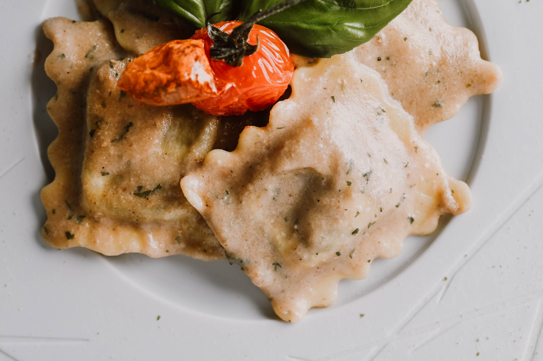 FOTO: Uskrsna večera u Nomadu: Tri slijeda i glazbena poslastica uz Baby Kate