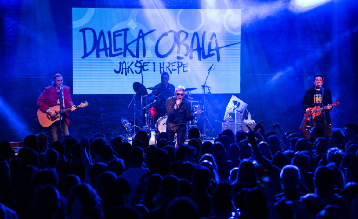 Nakon dočeka rukometaša i proslave 40 godina benda, Daleka obala Jakše i Hrepe stiže u Šibenik