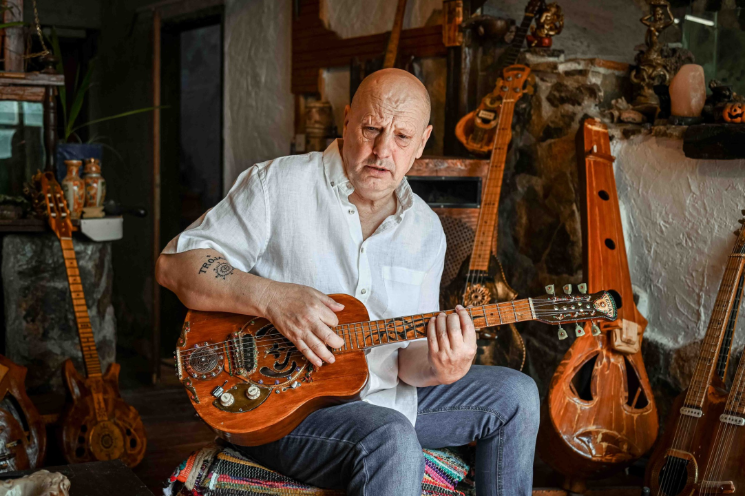 Srđan Trojan šibenski je električar i majstor izrade gitara: 'Radim instrumente za sebe, za svoju dušu i za prijatelje'