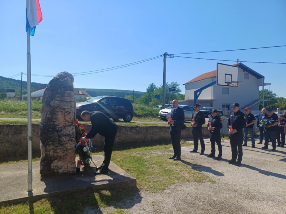 U Kninu obilježena 34. obljetnica napada na sela Potkonje i Vrpolje