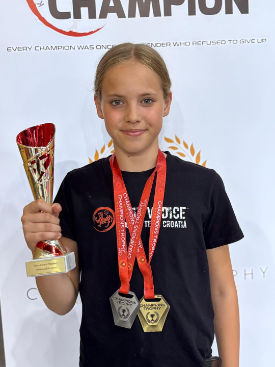 Karate klub Okit niže uspjehe: Tri zlatne, pet srebrnih i četiri brončane medalje