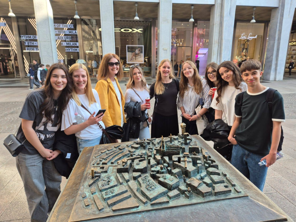 Gimnazijalci za bolji Šibenik: Od ideje do realizacije defibrilatora i sportskih sadržaja