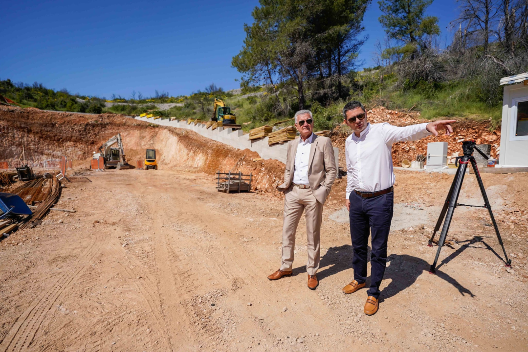 Burić obišao radove na uređaju za pročišćavanje otpadnih voda u Zatonu: 'Za godinu dana zatonska vala bit će čista'