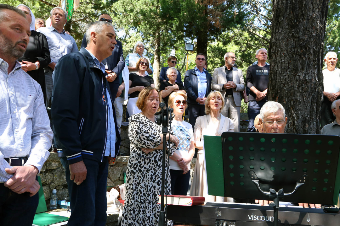 Gospa od Karavaja u Tisnom