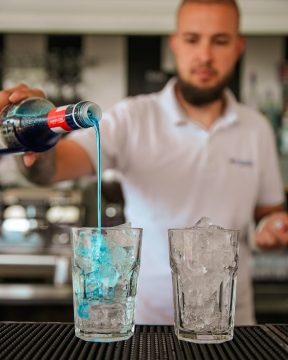 FOTO Shark Beach Club zasjao u novom sjaju – ljeto 2025. u znaku stila i užitka!