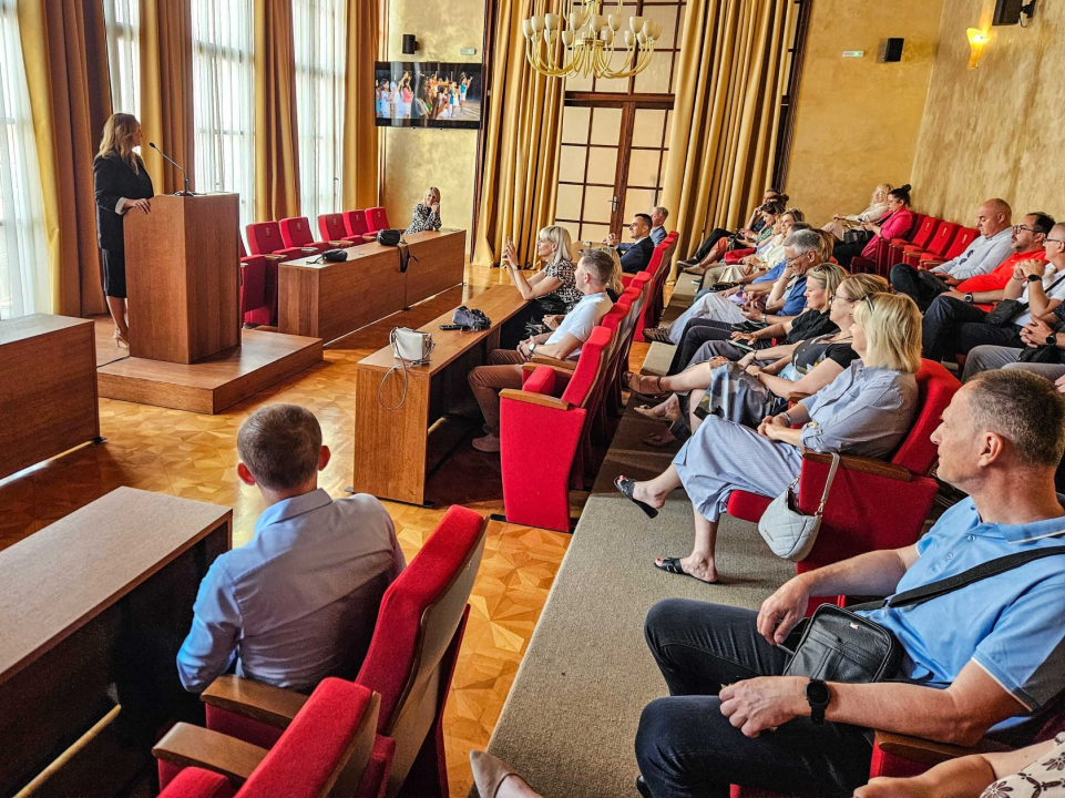 Hrvatska udruga ravnatelja osnovnih škola sastala se u Šibeniku